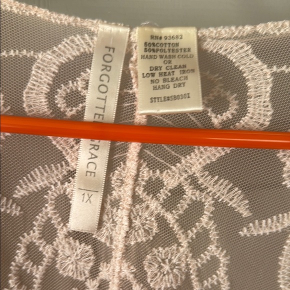 Lace Kimono Cardigan in Beige and White - Picture 2 of 4